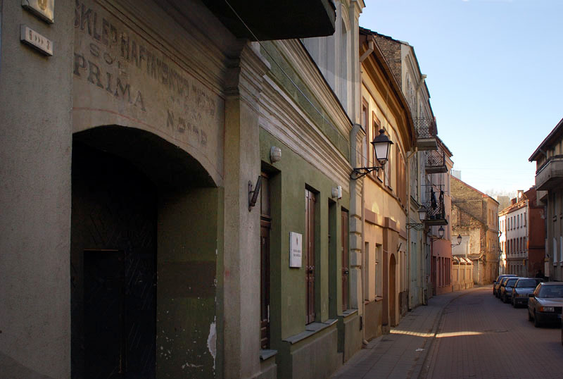 Straszuna Street the Polish name now emaitijos Street in the former ghetto